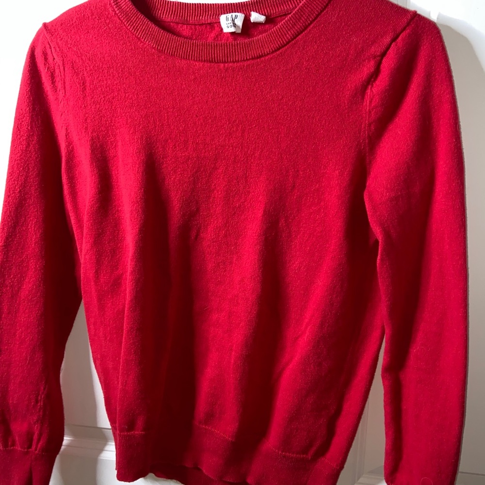 GAP red sweater